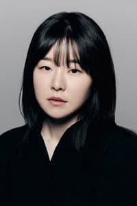 Lee Min-ji in 청춘월담
