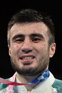 Bakhodir Jalolov in Jared Anderson vs. Andriy Rudenko