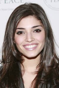 Amanda Setton in The Crazy Ones