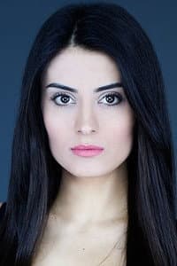 Emel Dede in Bordo Bereliler 2: Afrin