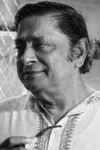 N. Viswanathan in Andhakarer Shabdo