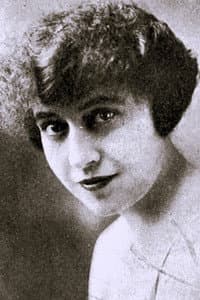 Estelle Mardo in The Floor Above