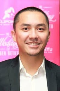 Ananda Omesh in Aku atau Dia?
