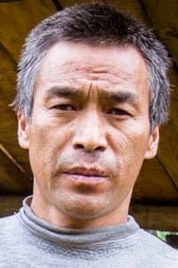 Ngada Sherpa in Ściana cieni