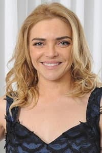 Titina Medeiros in Ladeira Abaixo