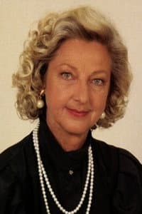 Corinna Genest in Mensch, ärgere dich nicht