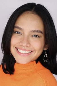 Dania Vasquez in Kwento