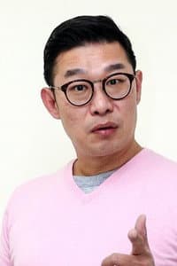 Mario Pu in Hong Yi Xiao Nu Hai