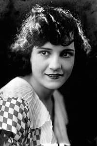 Sybil Seely in The Frozen North