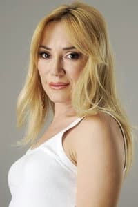 Güneş Berberoğlu in Vavien