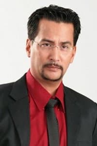 Oliver Bever in Sin Sisters