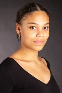 Olenka Ilunga in Les Jeunes Amants