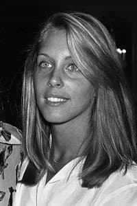 Sandy Farina in Sgt. Pepper's Lonely Hearts Club Band
