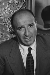 Camillo Mastrocinque in In nome della legge