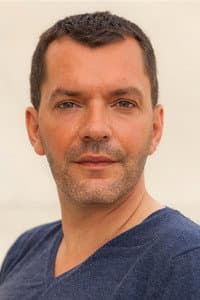 Cédric Monnet in Bonjour Anne