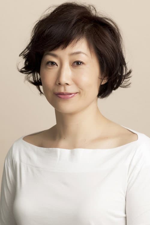 峯村リエ foto