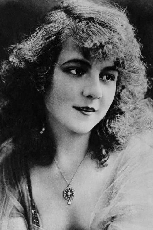Pauline Curley foto