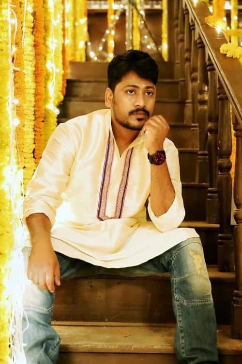 జోష్ రవి foto