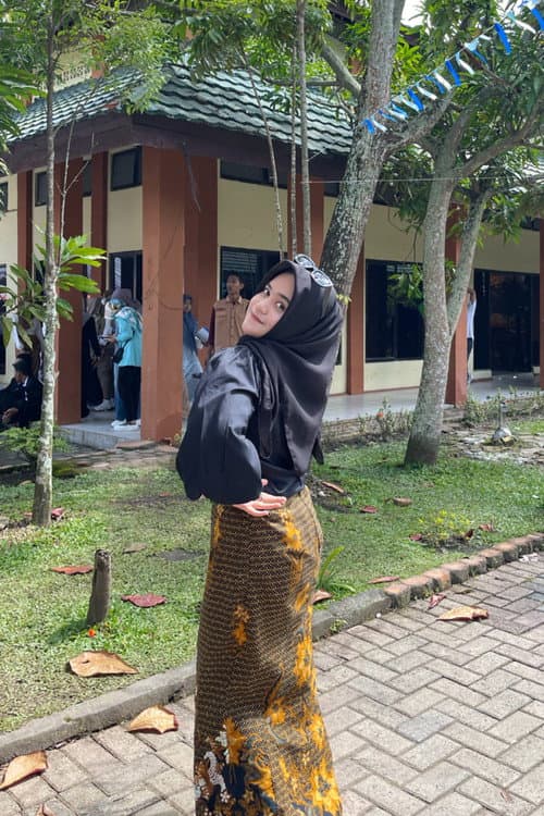 Nida Udhiyani foto