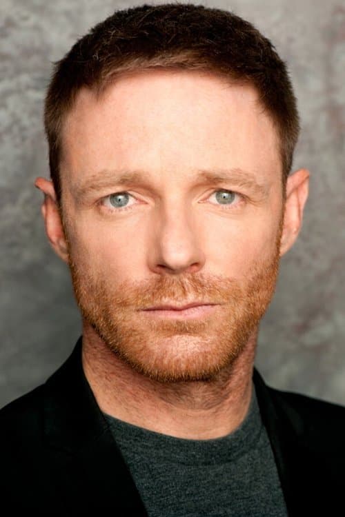 Mackenzie Astin foto