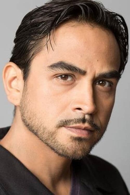 Anthony L. Fernandez foto