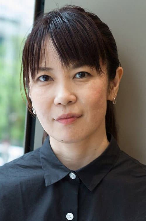 Mari Asato foto