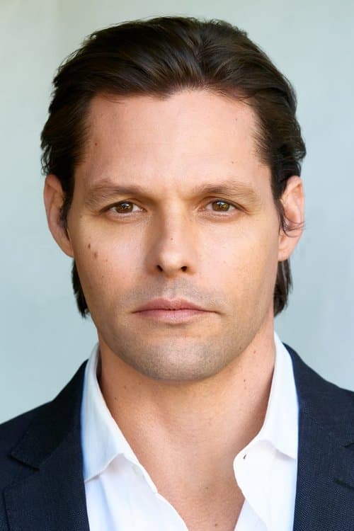 Justin Bruening foto