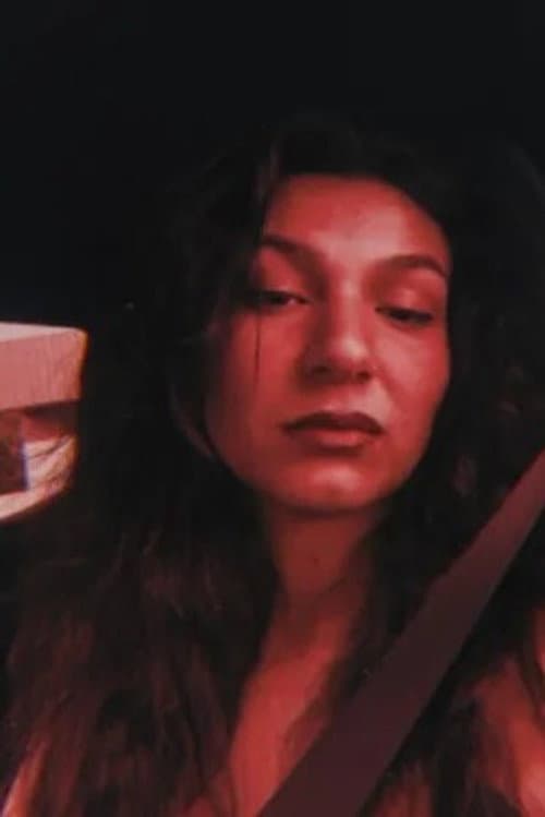 Mae Shade foto