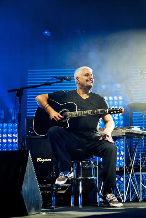 Pino Daniele - Tutta N'ata Storia - Vai Mo' - Live in Napoli (2013) poster