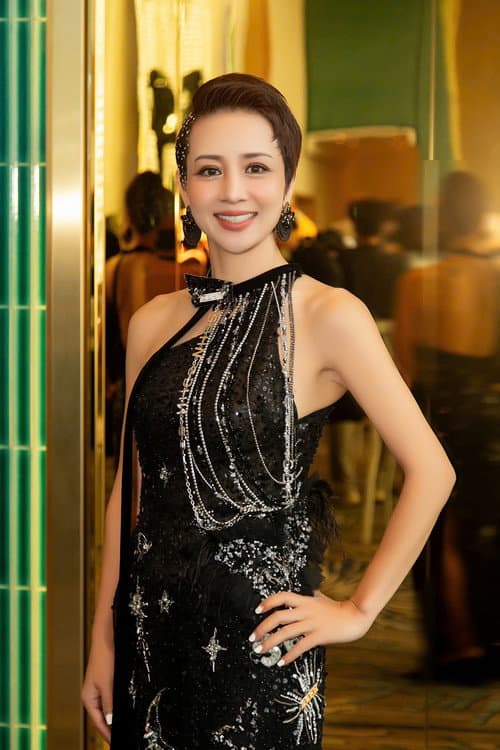 Thúy Hiền foto