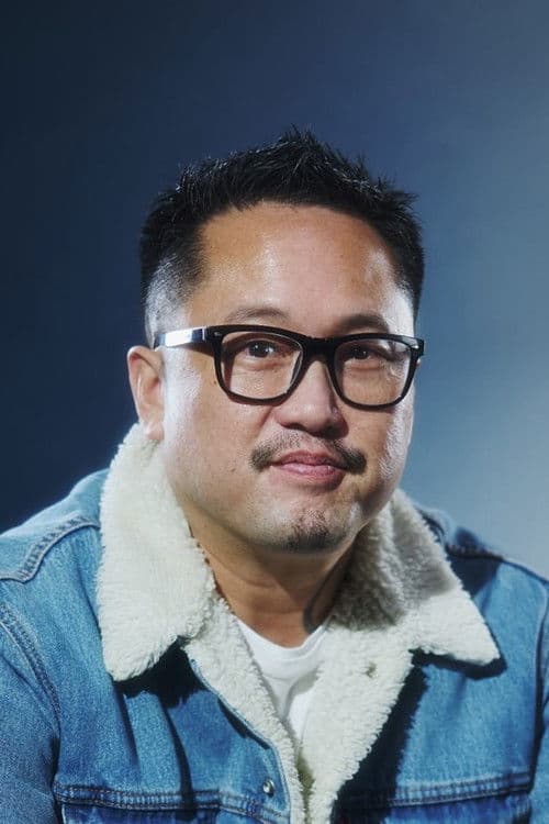 Ian Tuason foto