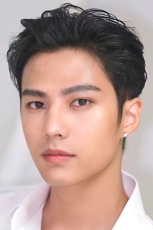 ธิติ มหาโยธารักษ์ foto