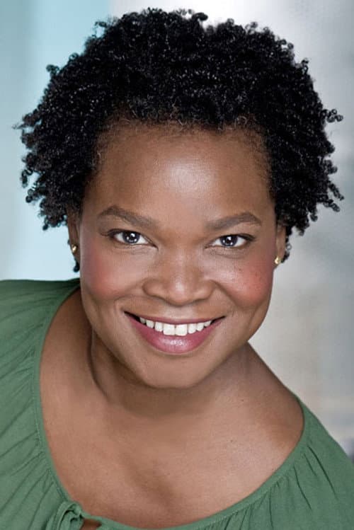 Bola Aiyeola foto