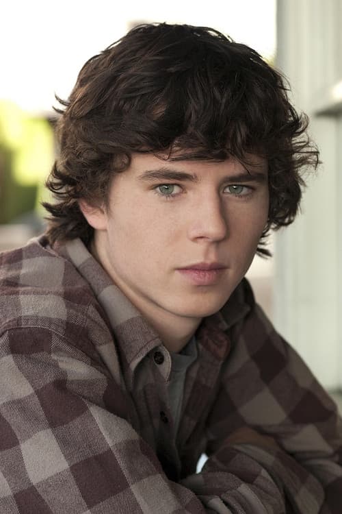 Charlie McDermott foto