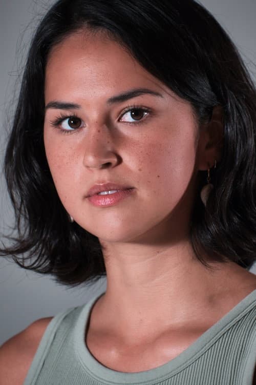 Kira Doxtator foto