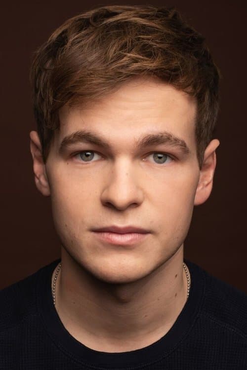 Graham Patrick Martin foto