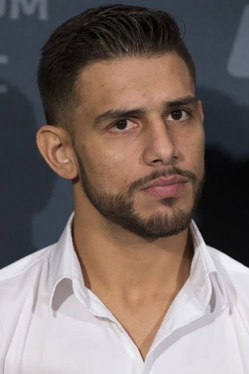 Yair Rodríguez foto