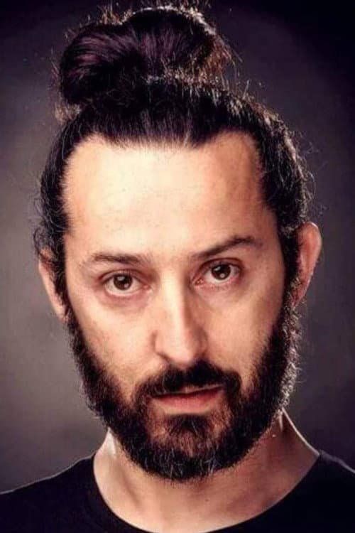 Şevket Çapkınoğlu foto