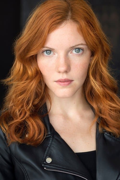 Caitlin M Hutson foto