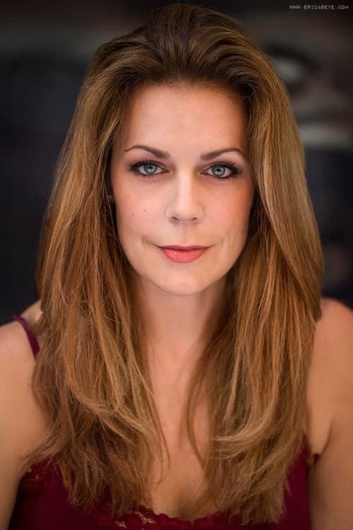 Elle Matarazzo foto