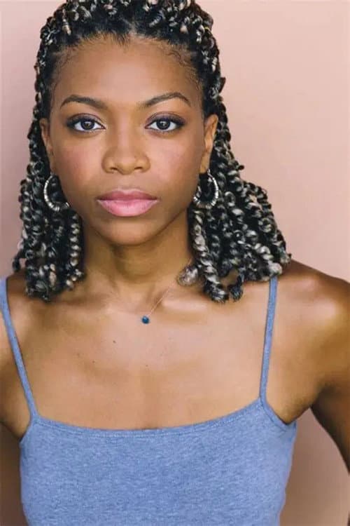 Essence Renae foto
