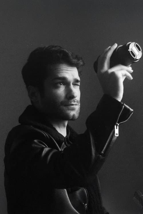 Adrián León foto