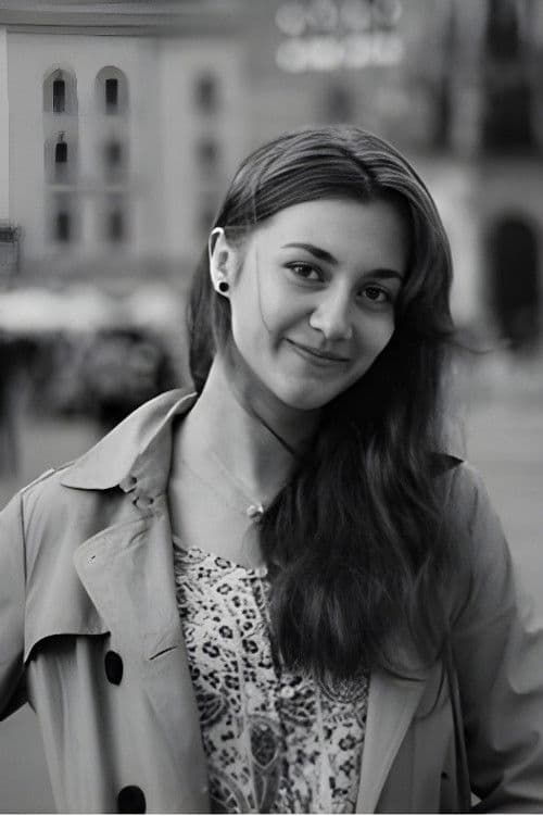 ოლიკო ბარბაქაძე foto