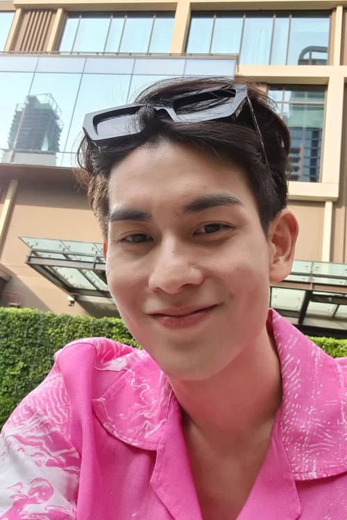 สัพพัญญู ปนาทกุล foto