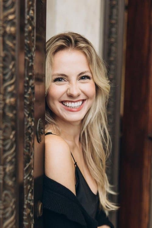 Violet Bennett foto