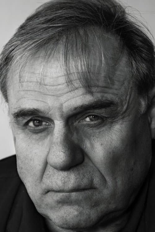 Josef Bierbichler foto