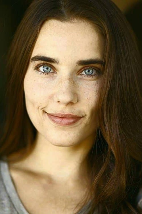 Alix Angelis foto