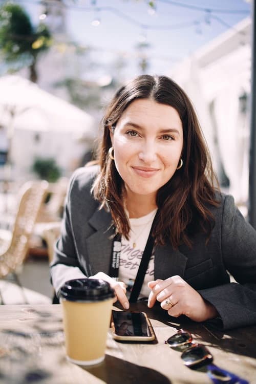 Julia Bales foto