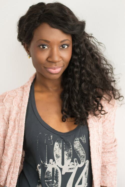 Natasha Ofili foto