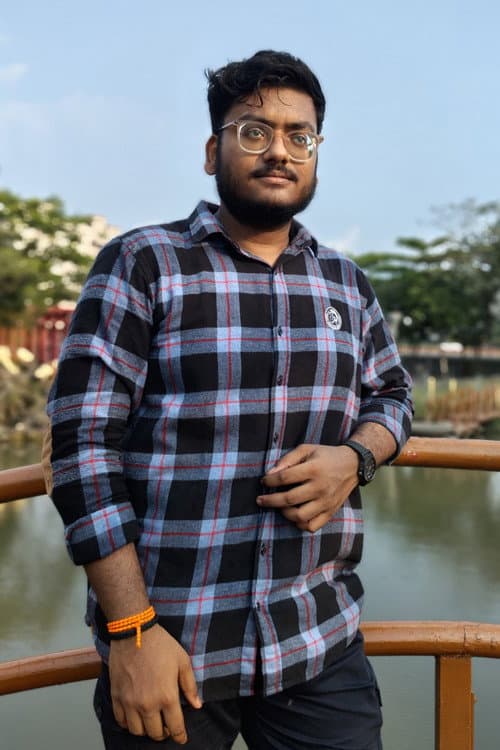 Jaidev Khan foto